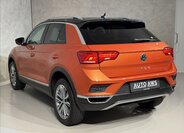 Volkswagen T-Roc SUV / Terénní 1,5 l 110 kw