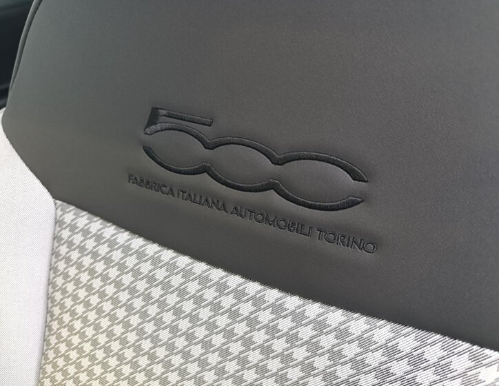 Fiat 500 Hatchback 999,0 48 kw