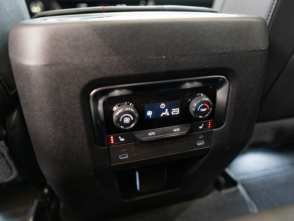 Chevrolet Tahoe SUV / Terénní 6,2 l 313 kw