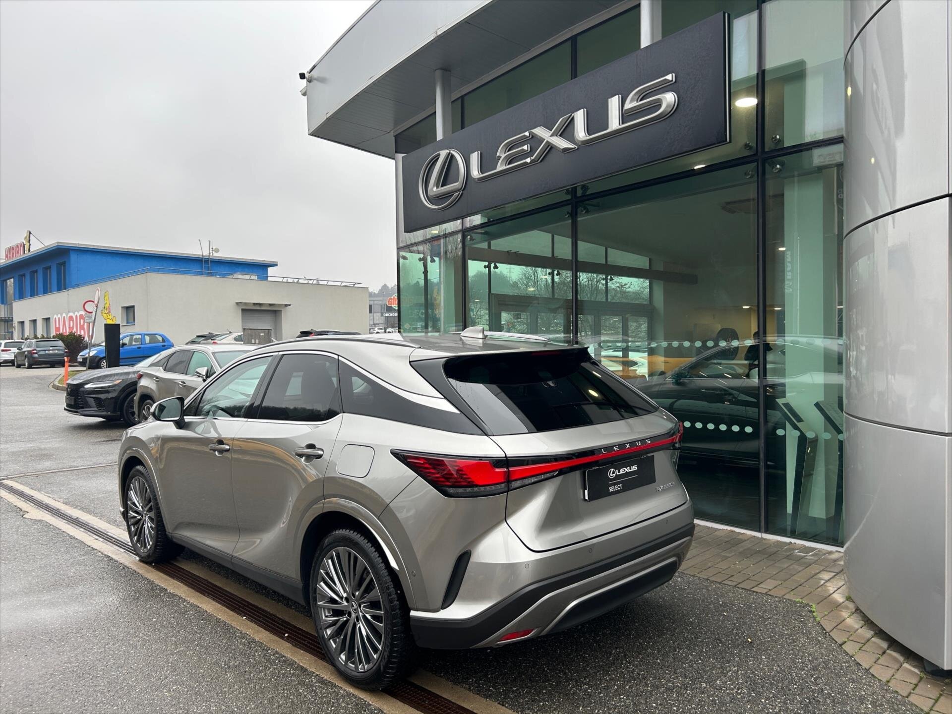 Lexus RX 350h SUV 2,5 l 140 kw