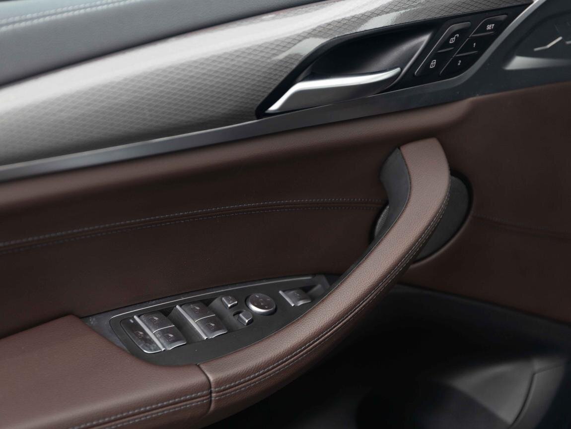 BMW X3 SUV 3,0 l 240 kw