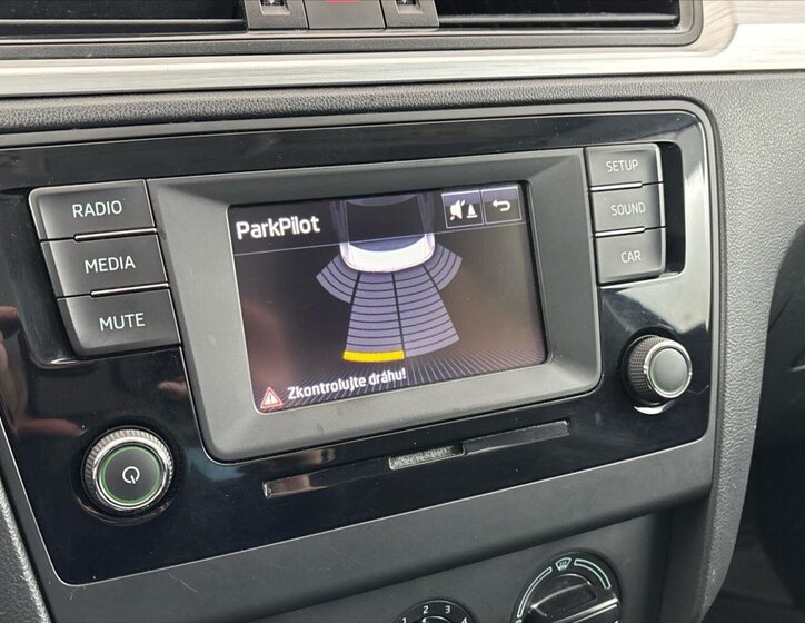 Škoda Rapid Liftback 1,2 l 81 kw