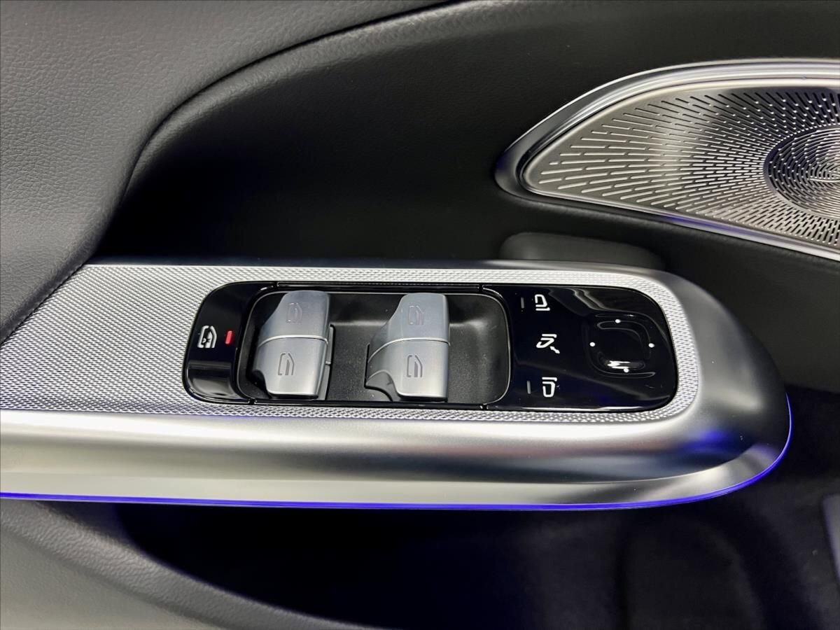 Mercedes-Benz Třídy E Sedan / Limuzína 2,0 l 240 kw