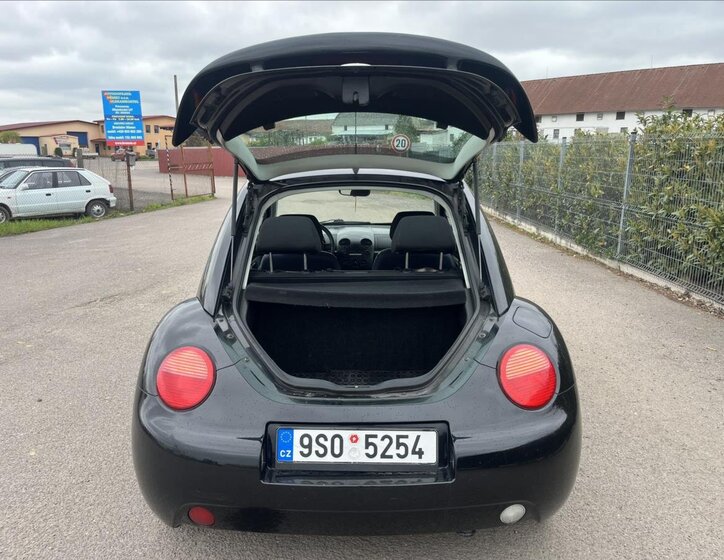 Volkswagen New Beetle Hatchback 1,6 l 74 kw