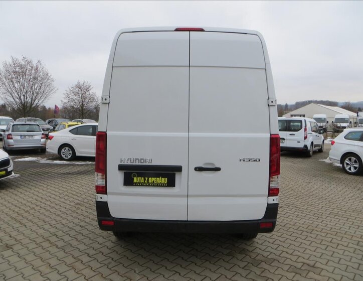 Hyundai H 350 Skříň 2,5 l 110 kw
