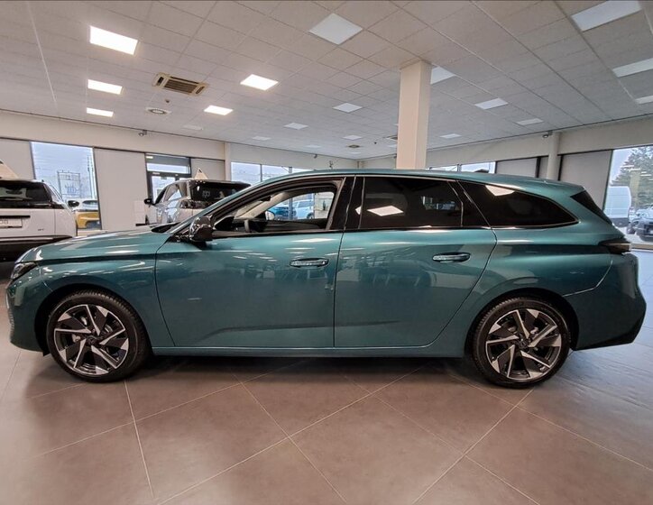 Peugeot 308 Kombi 1,2 l 100 kw