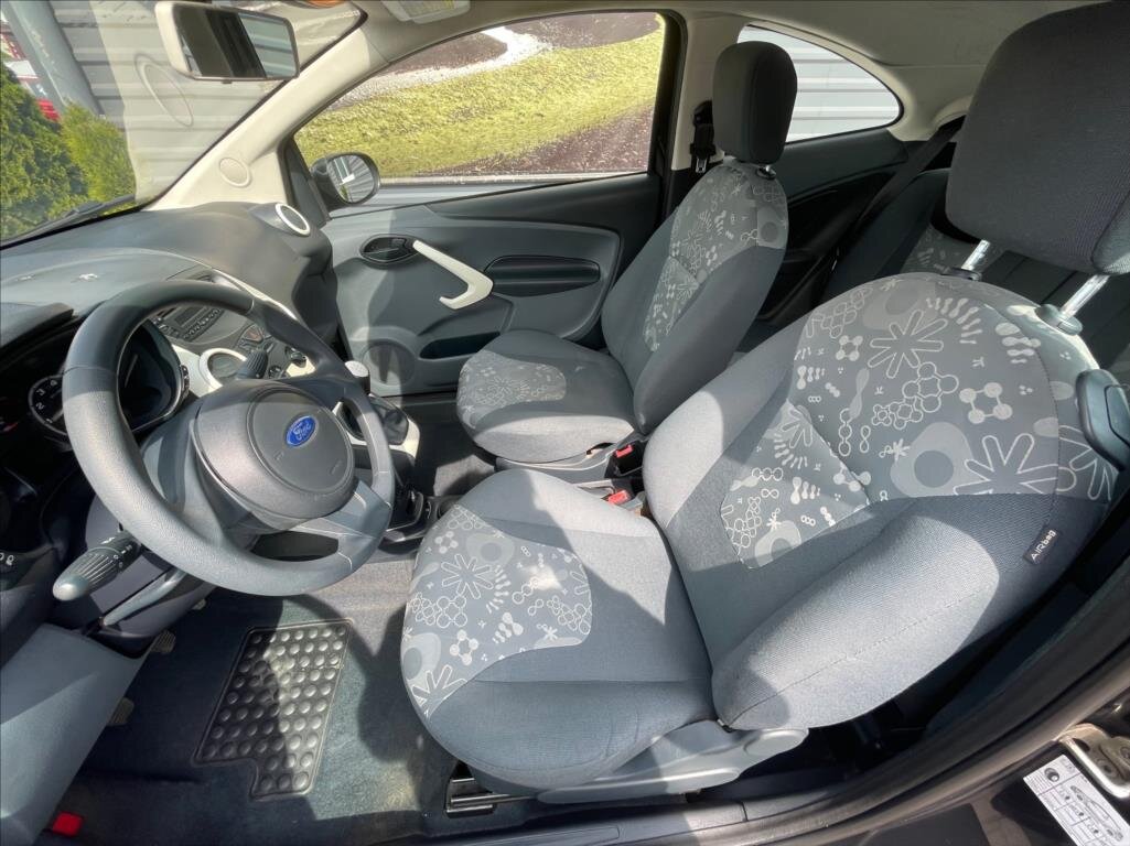 Ford Ka Hatchback 1,2 l 51 kw