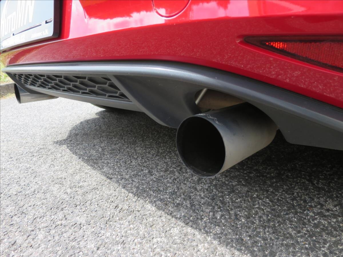 Volkswagen Golf Hatchback 2,0 l 162 kw