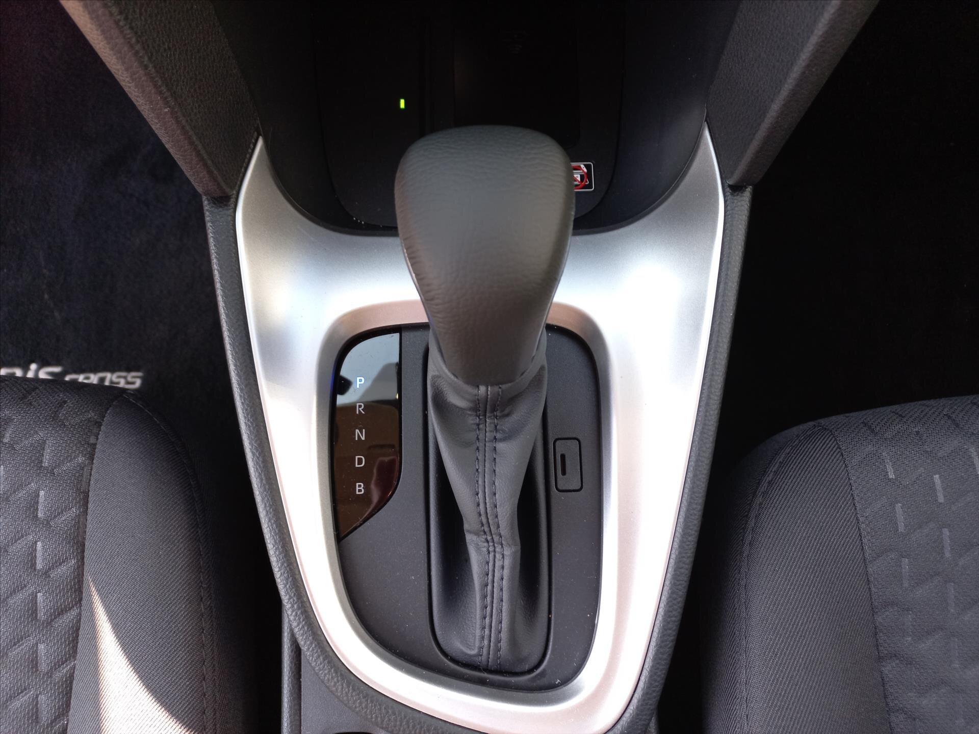 Toyota Yaris Cross CUV / Crossover 1,5 l 68 kw