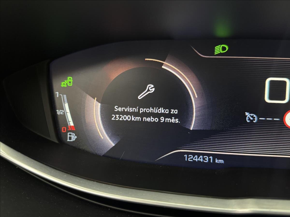 Peugeot 3008 SUV / Terénní 1,2 l 96 kw