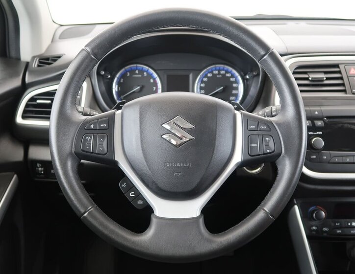 Suzuki SX4 S-Cross SUV / Terénní 1,6 l 88 kw