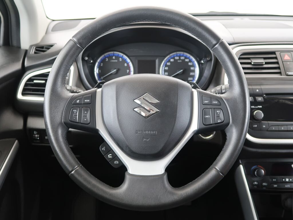 Suzuki SX4 S-Cross SUV / Terénní 1,6 l 88 kw