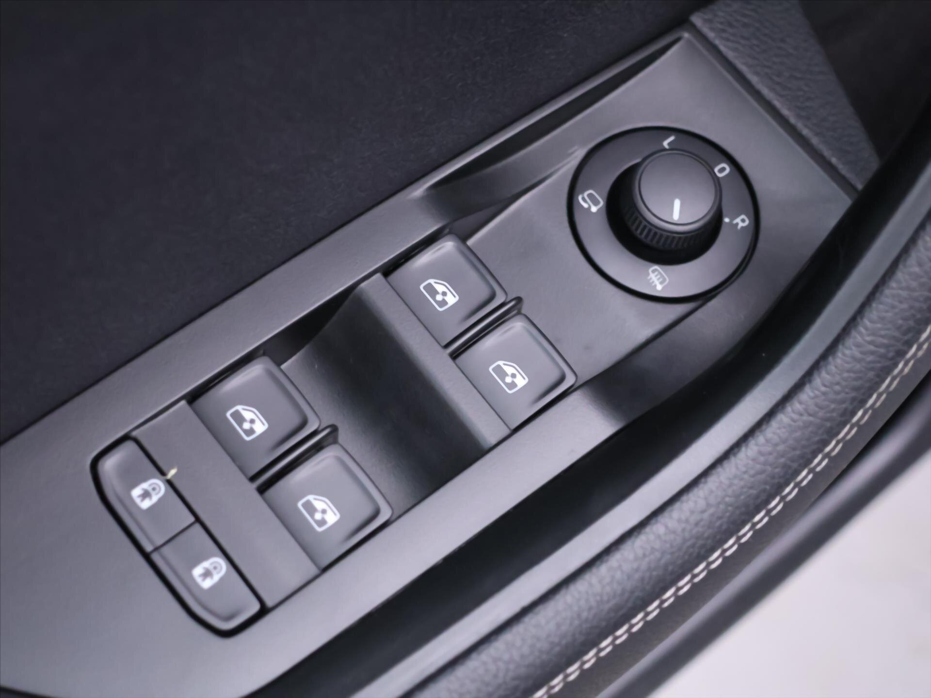 Škoda Superb Liftback 2,0 l 140 kw