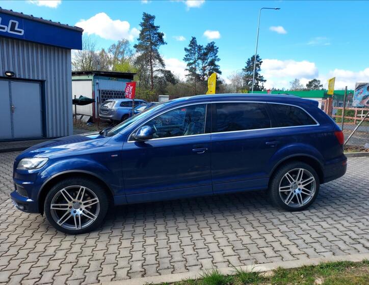 Audi Q7 2