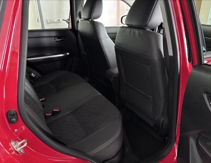 Suzuki Vitara SUV / Terénní 1,4 l 81 kw