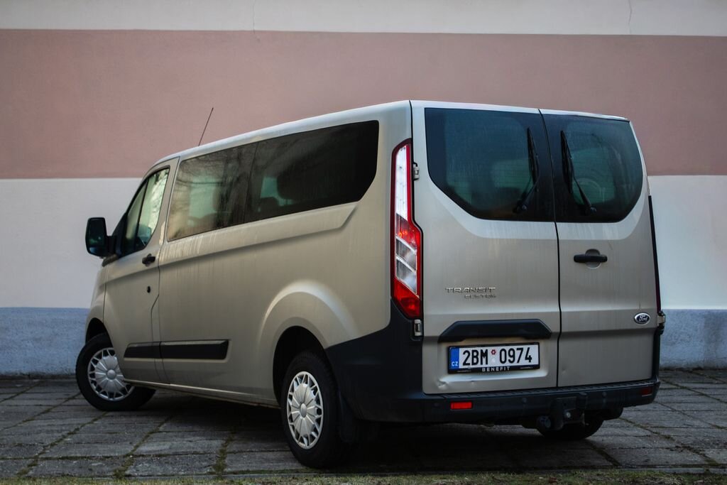 Ford Transit Custom VAN / Minibus 2,2 l 114 kw