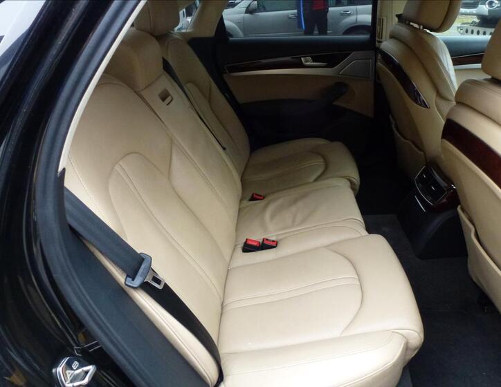 Audi A8 20