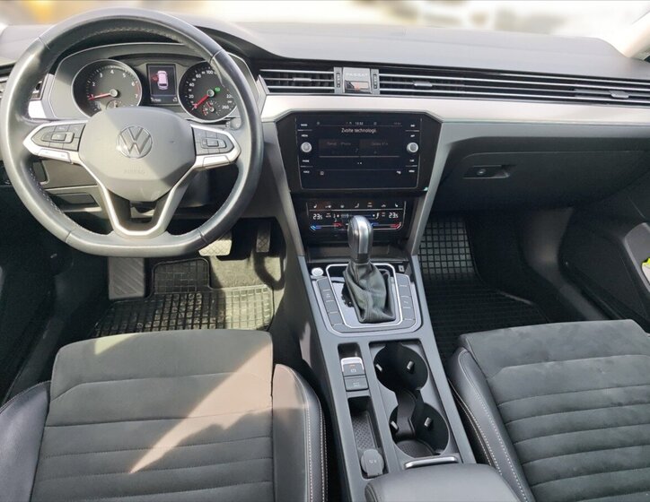 Volkswagen Passat Kombi 2,0 l 140 kw