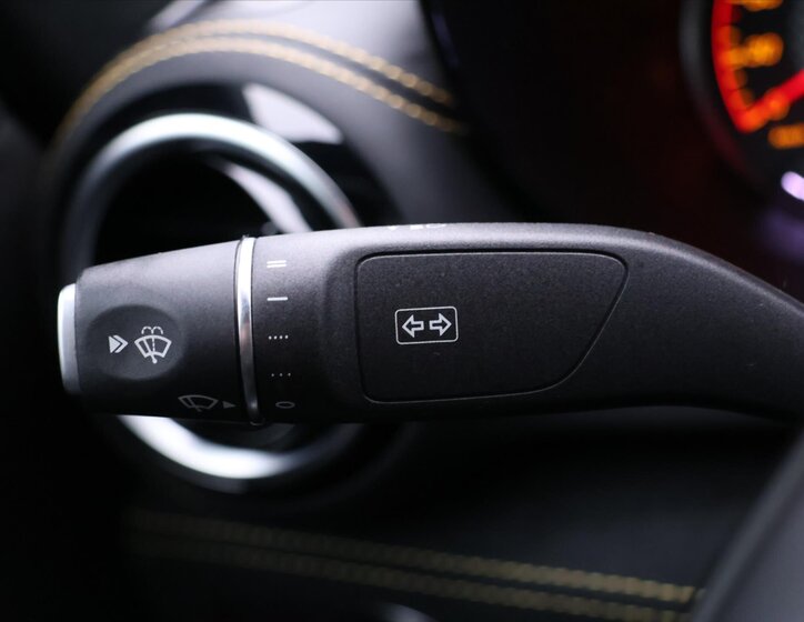 Mercedes-Benz AMG GT Kupé 4,0 l 430 kw