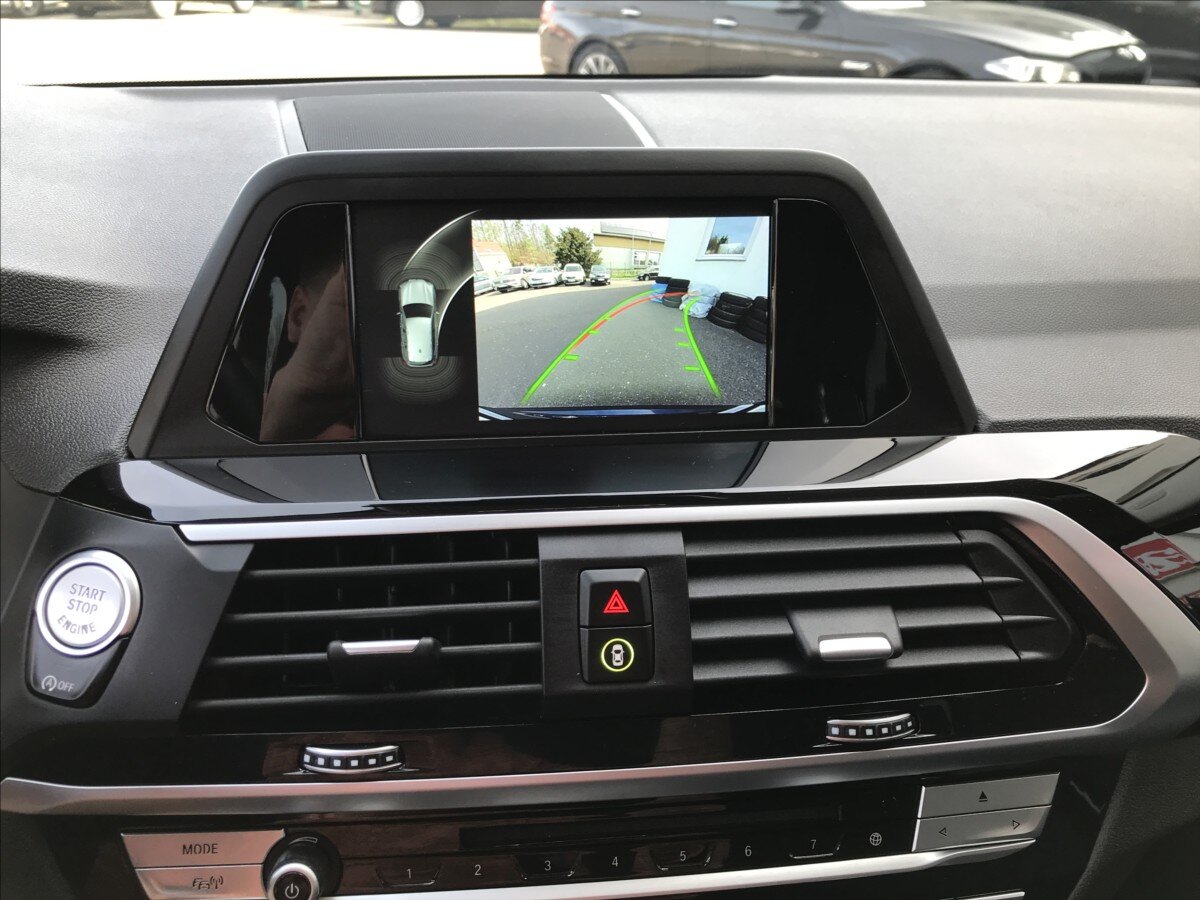 BMW X3 SUV / Terénní 2,0 l 140 kw