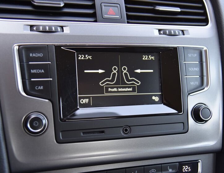 Volkswagen Golf Hatchback 1,2 l 77 kw