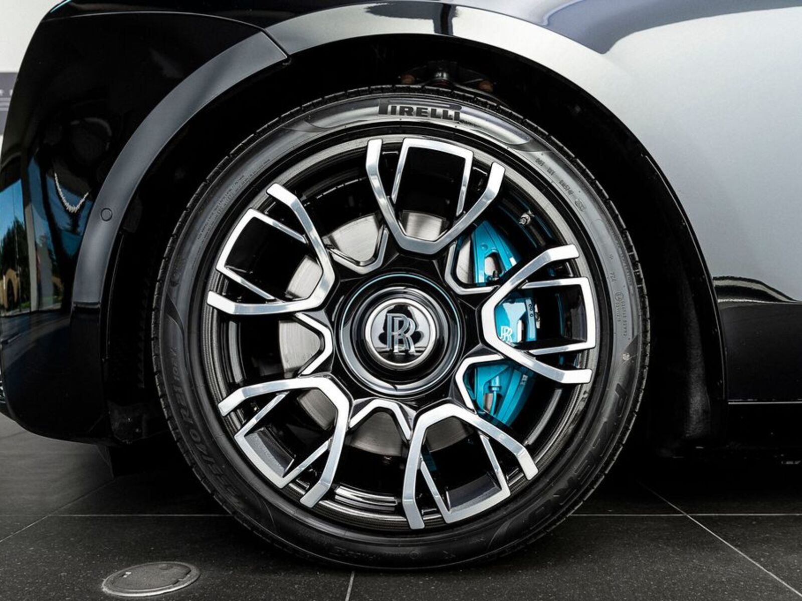 Rolls-Royce Ghost 28