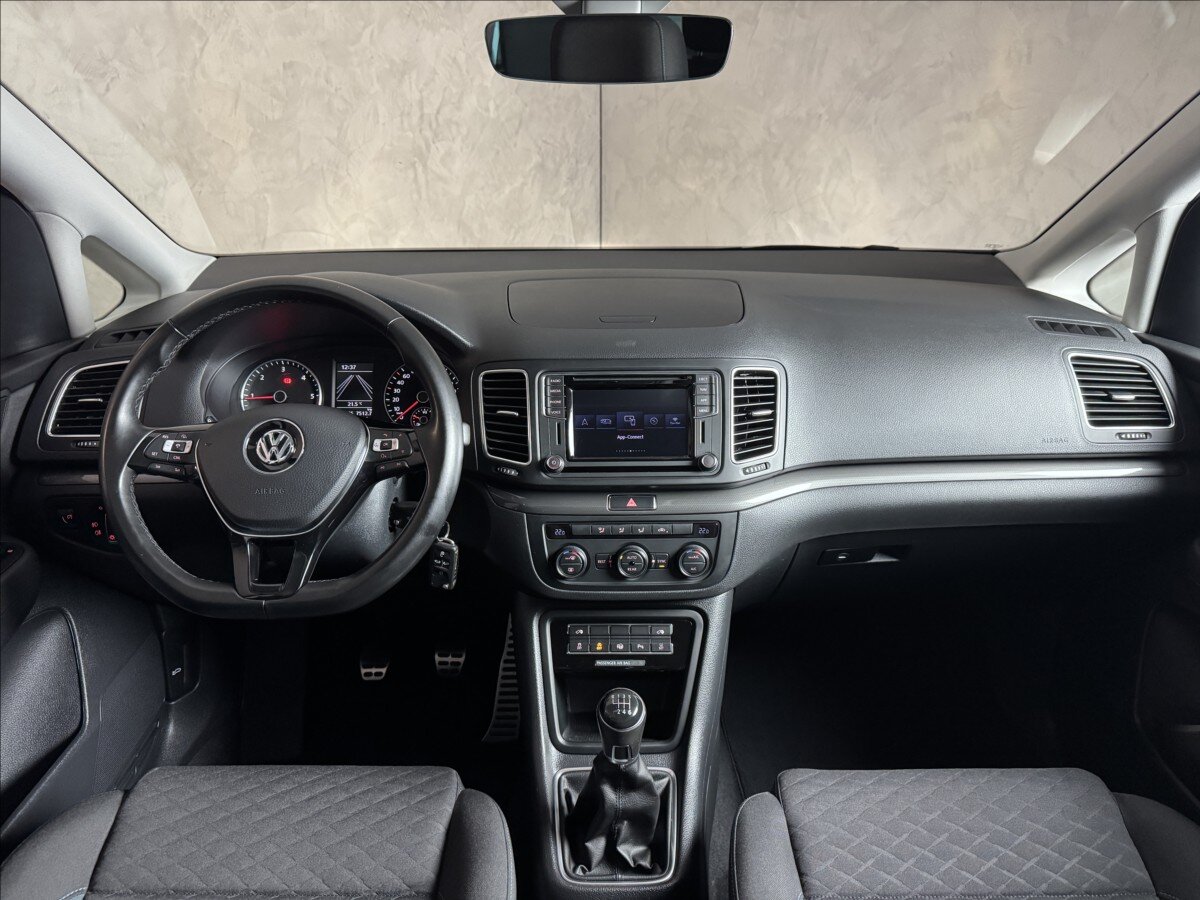 Volkswagen Sharan MPV 2,0 l 110 kw