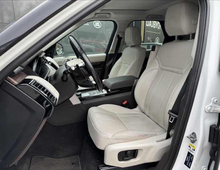 Land Rover Discovery 11