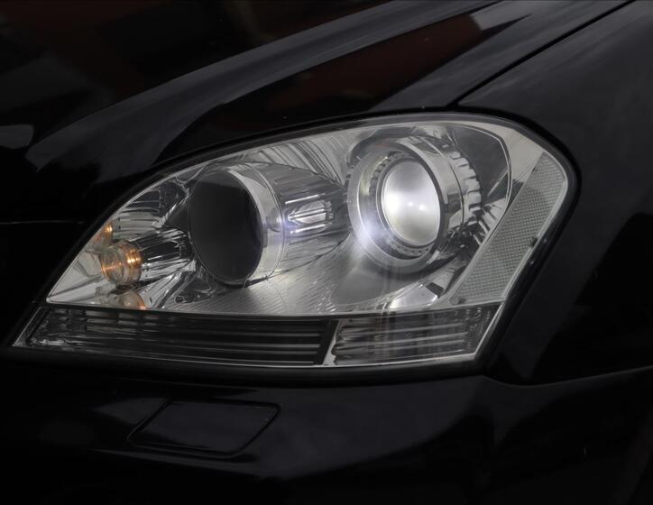 Mercedes-Benz Třídy M 26