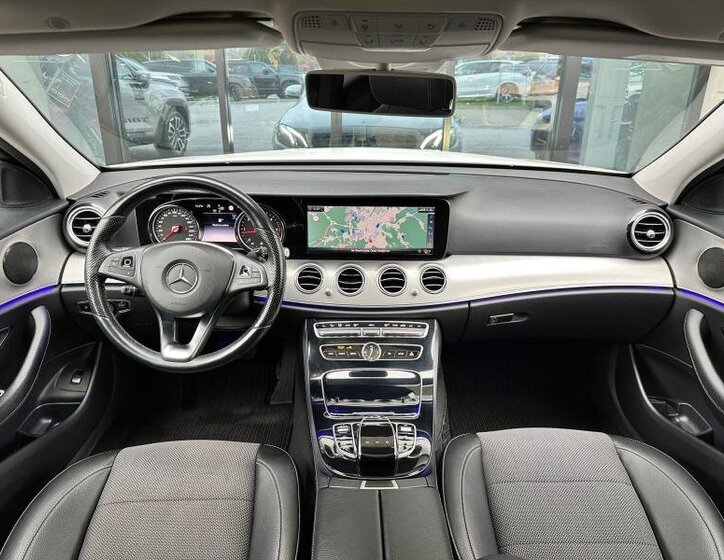 Mercedes-Benz Třídy E Kombi 2,0 l 143 kw