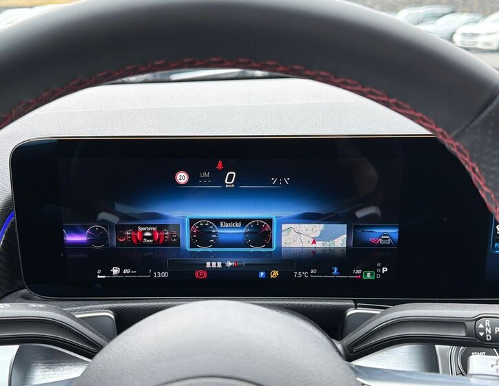 Mercedes-Benz GLB SUV / Terénní 2,0 l 110 kw