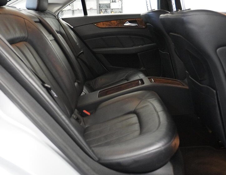 Mercedes-Benz CLS Sedan 3,5 l 225 kw
