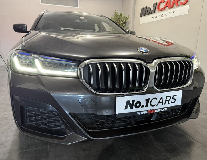 BMW Řada 5 Kombi 3,0 l 210 kw