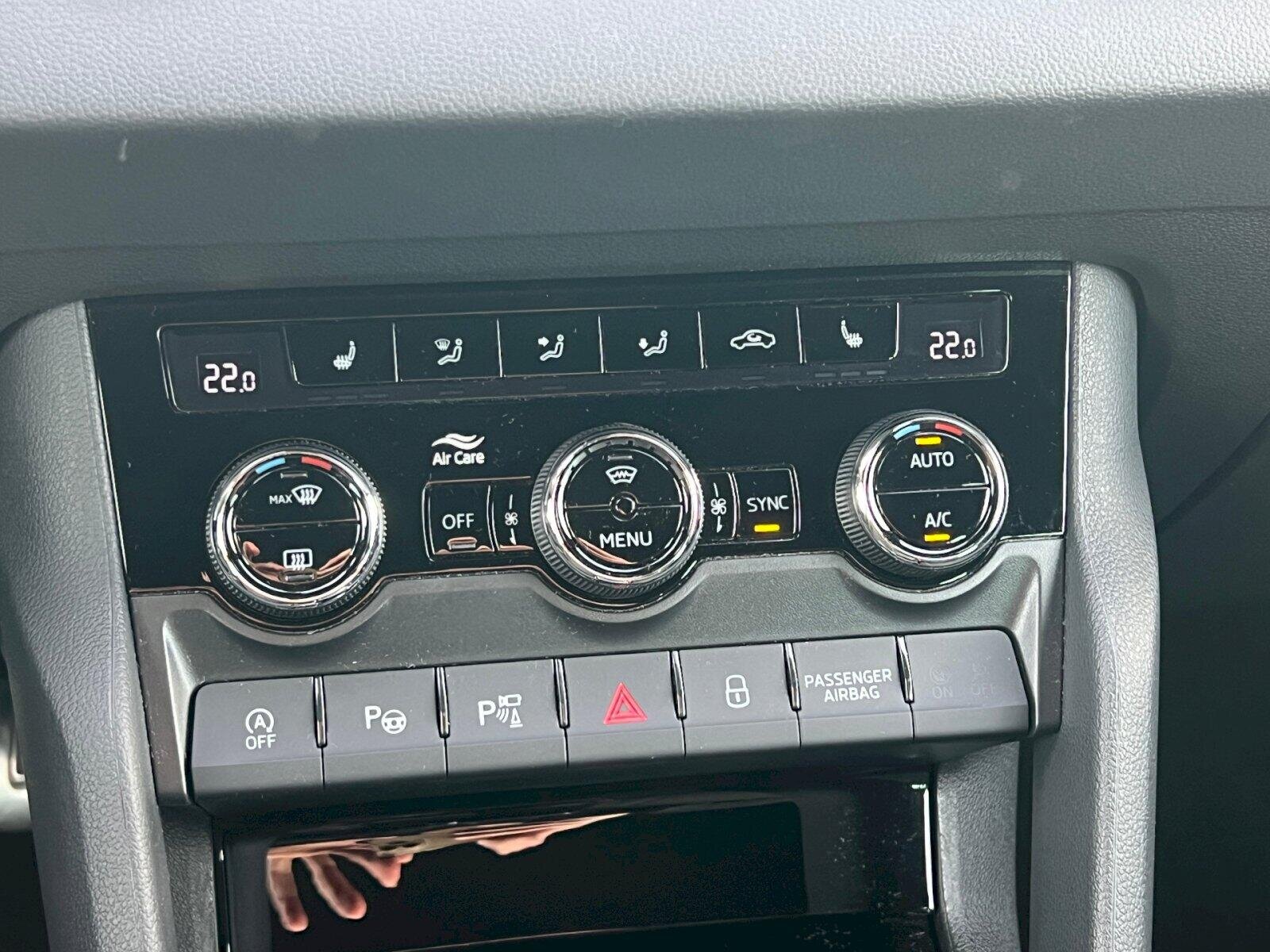 Škoda Karoq SUV 1,5 l 110 kw