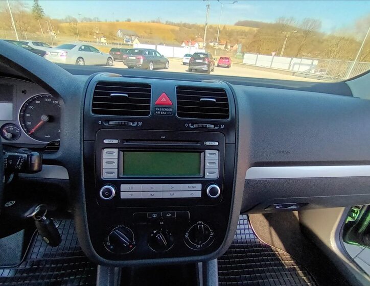 Volkswagen Golf Hatchback 1,4 l 59 kw