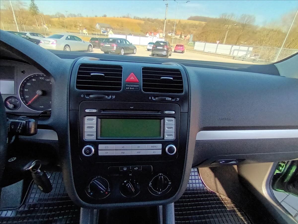 Volkswagen Golf Hatchback 1,4 l 59 kw