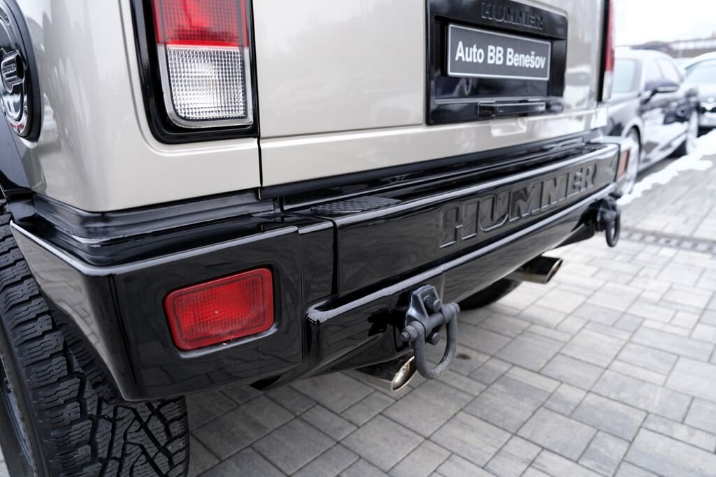 Hummer H2 SUV 6,0 l 232 kw