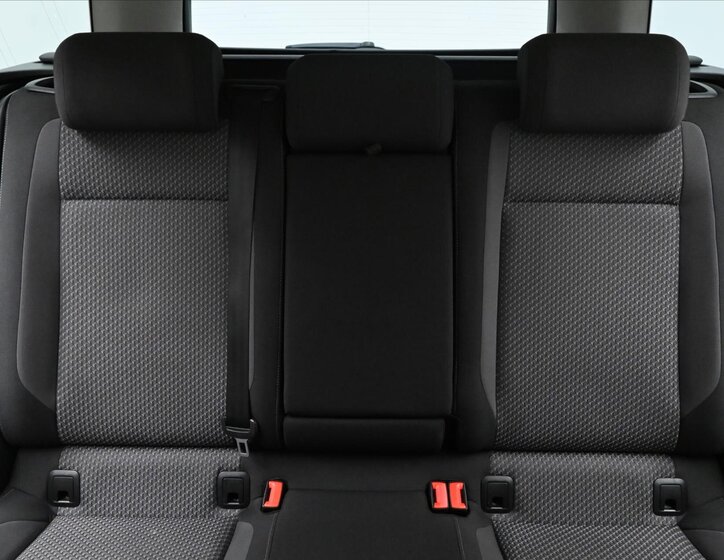 Volkswagen Passat 27