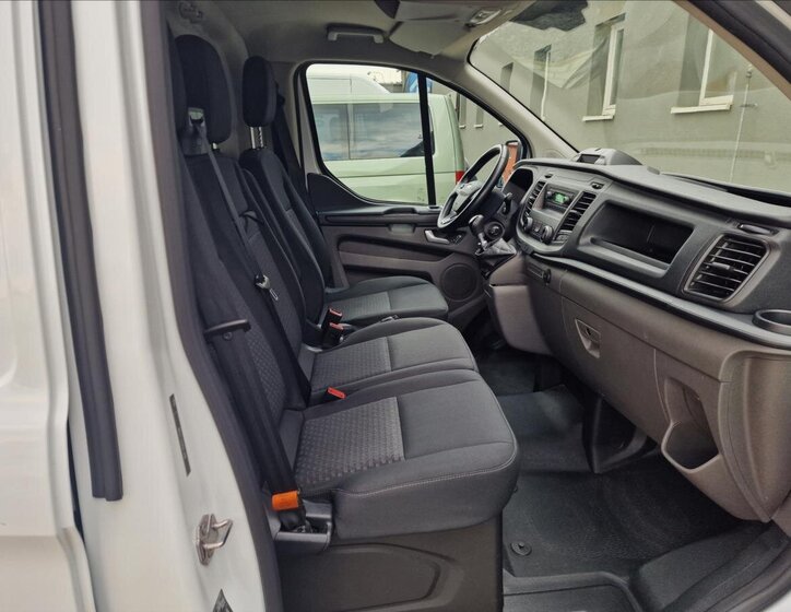 Ford Transit Custom Skříň 2,0 l 77 kw