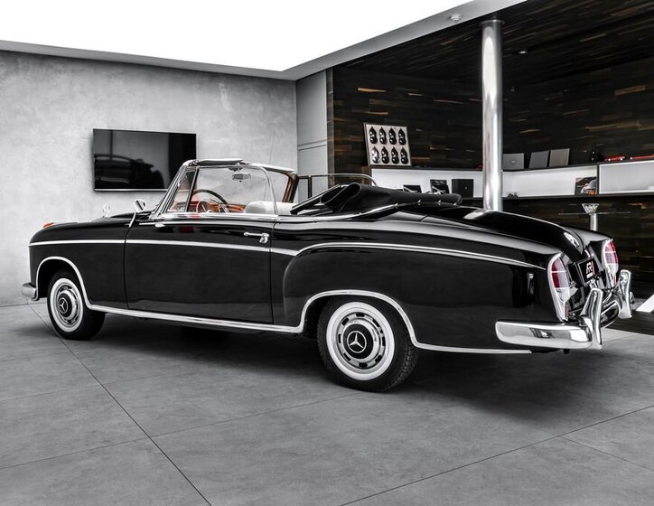 Mercedes-Benz 220 Kabriolet 2,2 l 78 kw