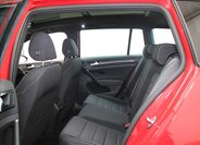 Volkswagen Golf Kombi 2,0 l 221 kw