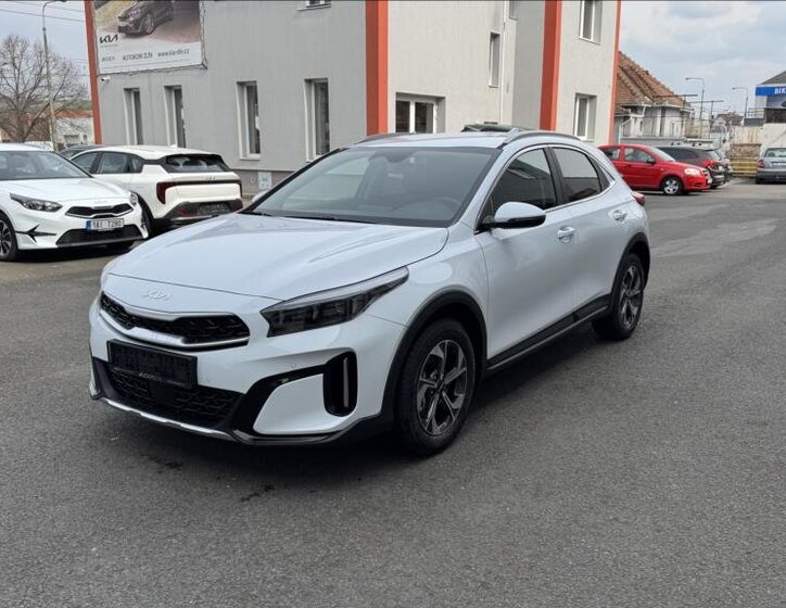 KIA XCeed SUV / Terénní 1,6 l 110 kw