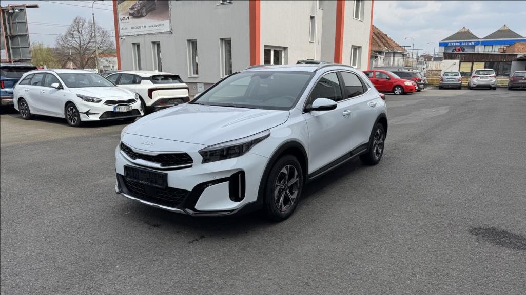 KIA XCeed SUV / Terénní 1,6 l 110 kw