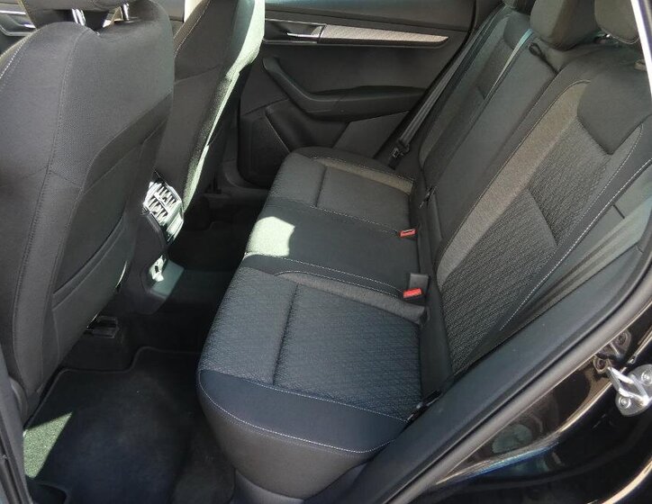 Škoda Karoq SUV / Terénní 1,5 l 110 kw