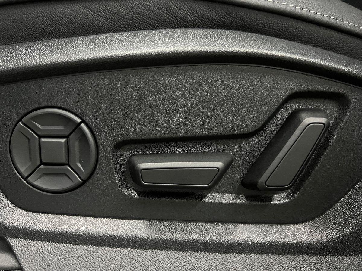 Audi Q8 SUV 3,0 l 210 kw