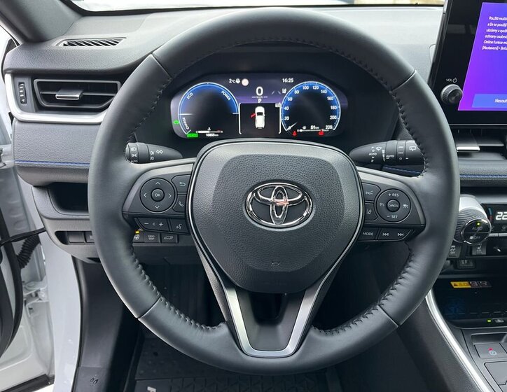 Toyota RAV4 SUV 2,5 l 131 kw