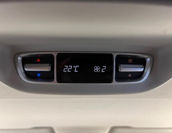 Mercedes-Benz Třídy V 14