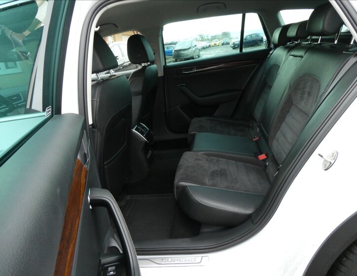 Škoda Superb Kombi 2,0 l 147 kw