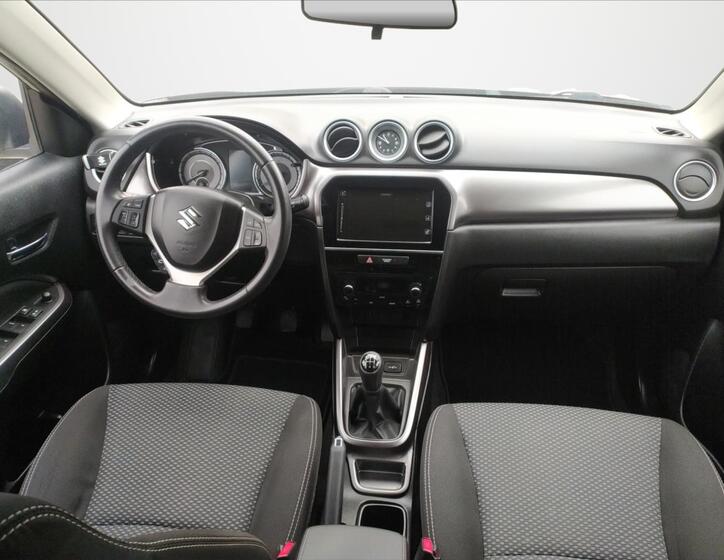Suzuki Vitara 9