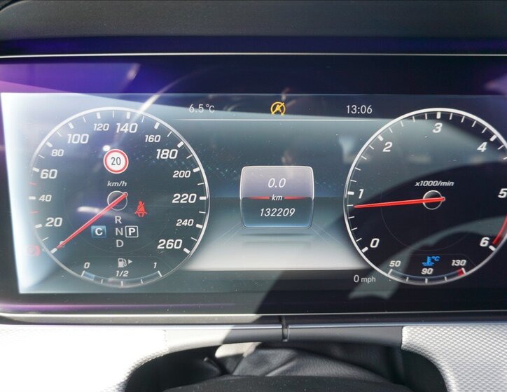 Mercedes-Benz Třídy E Kombi 2,0 l 143 kw